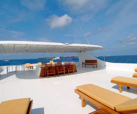 Croisière plongée Maldives Haleema-Sun-deck