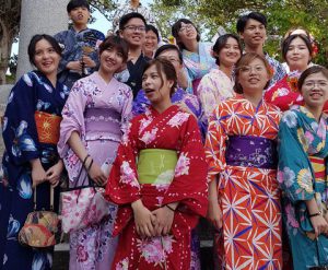 Japon Naha Okinawa tenue traditionnelle