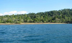 Costa Rica plage de l'hotel Punta Marenco Lodge