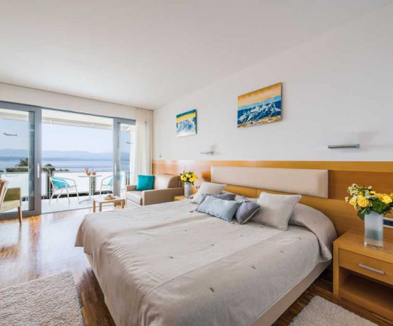 Hotel_Elaphusa - Premium_Double_Room_Sea_View (2)
