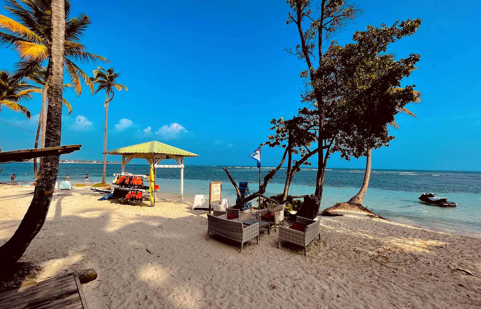 Séjour windsurf/wingfoil Ste Anne Guadeloupe Spots d'Evasion